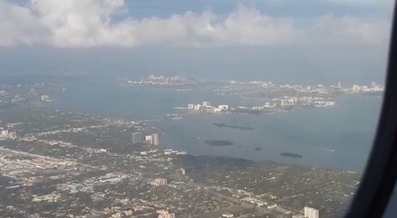 Video: AA2207 MIA-LAS Aerial View Plane Taking Off From Miami