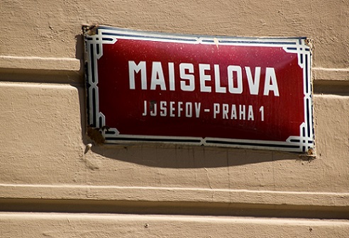 Video: Prague Jewish Quarter Tour “Josefov”