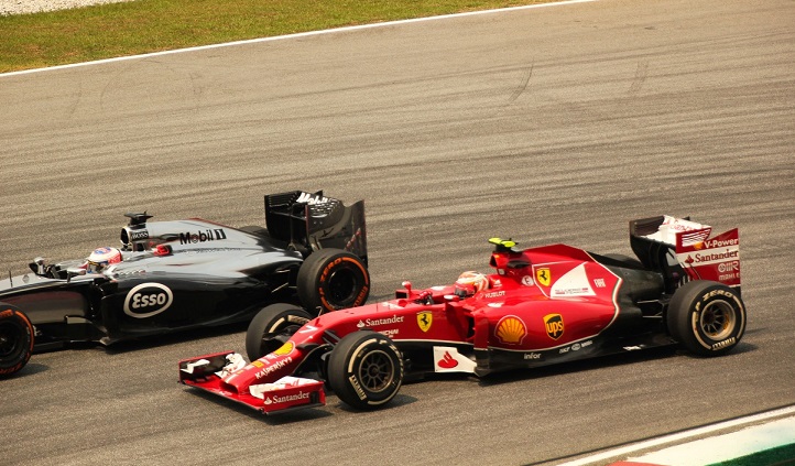 Video: Friday Practice F1 Malaysian Grand Prix 2014 Different Views