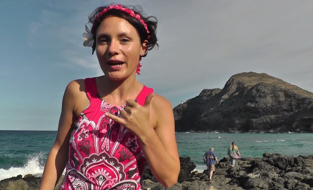 Video: Great sights along the North Shore of Oahu Island Hawaii