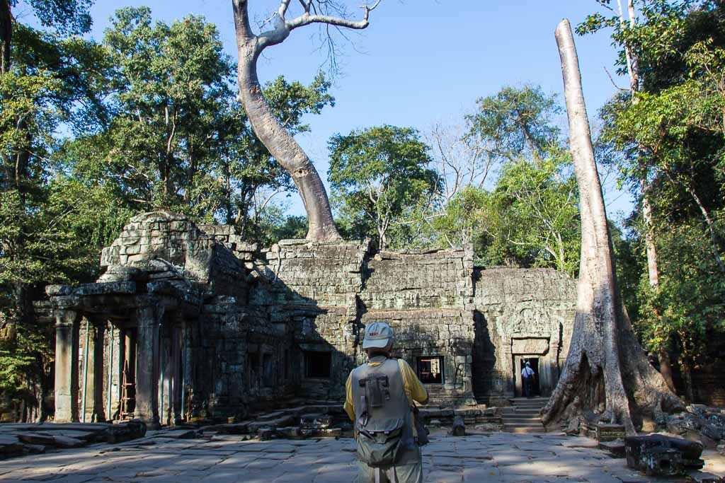 Video: Ta Prohm Temple & Banteay Kdei Temple & Srah Srang