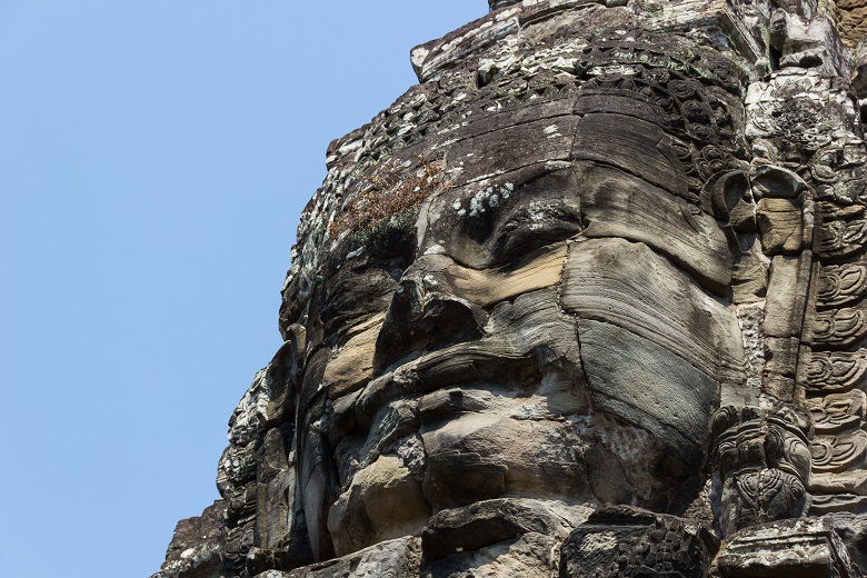 Video: Visit Angkor Thom incl. Bayon Temple Phnom Bakheng and other sites
