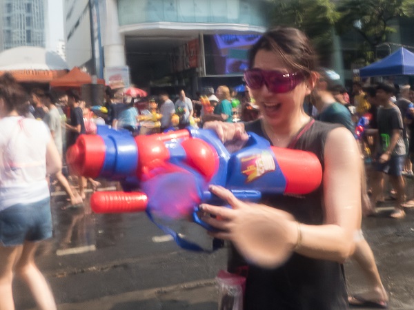 Video: Songkran Festival 2016 at Silom Road in Bangkok Thailand