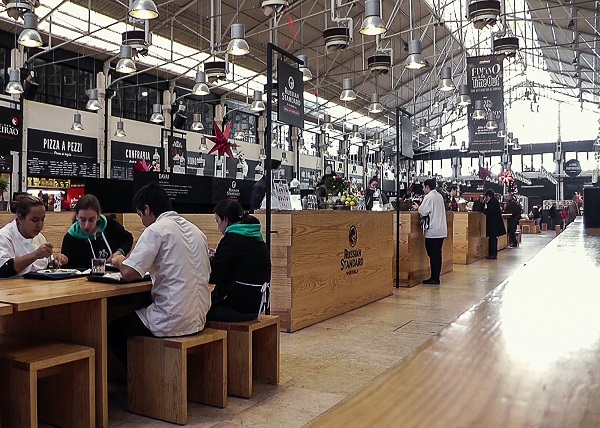 Video: The General and the Time Out Market in Lisbon in Portugal